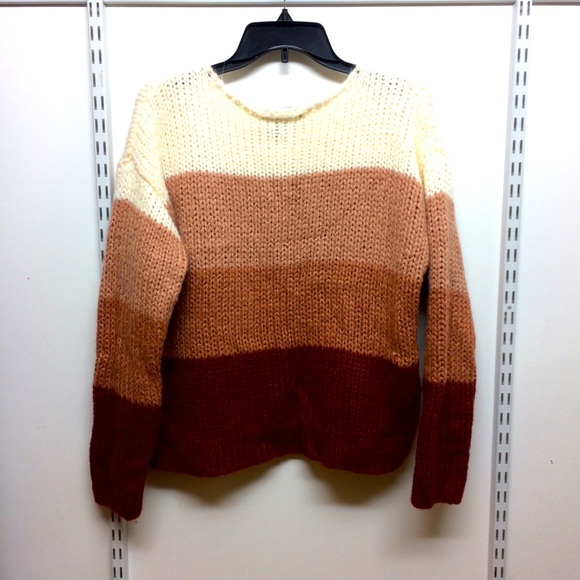 Women’s sweater - Picture 2 of 2